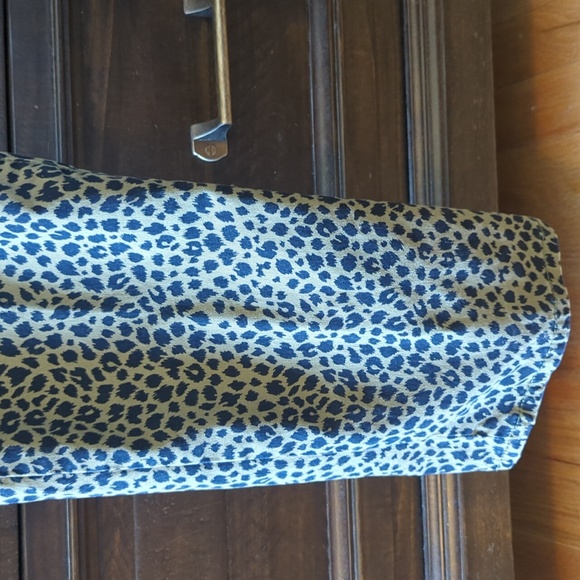 Talbot's cheetah pants - Picture 3 of 4